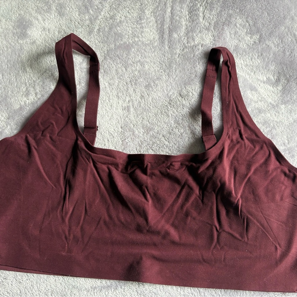 Lululemon Wine Light Bra